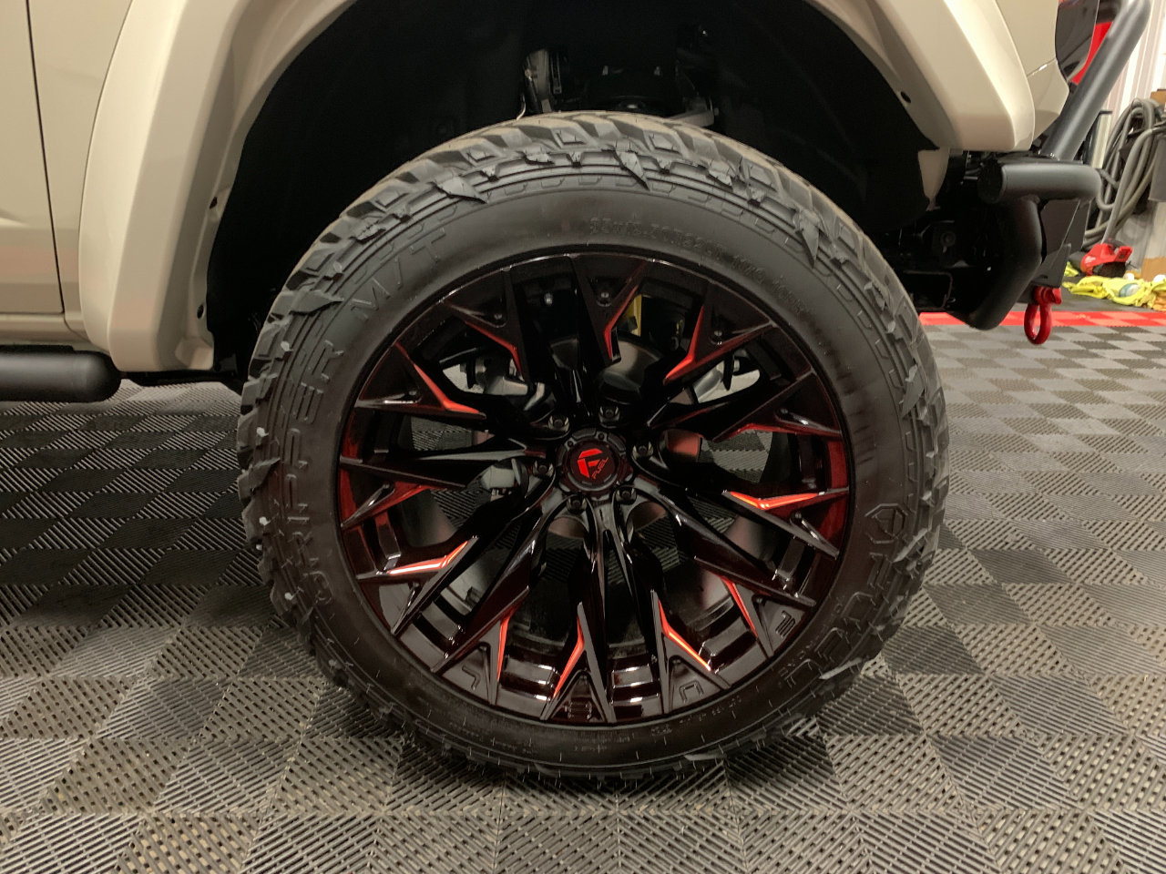 Used 2025 Ford Bronco Outer Banks w/ Sasquatch Package image 33