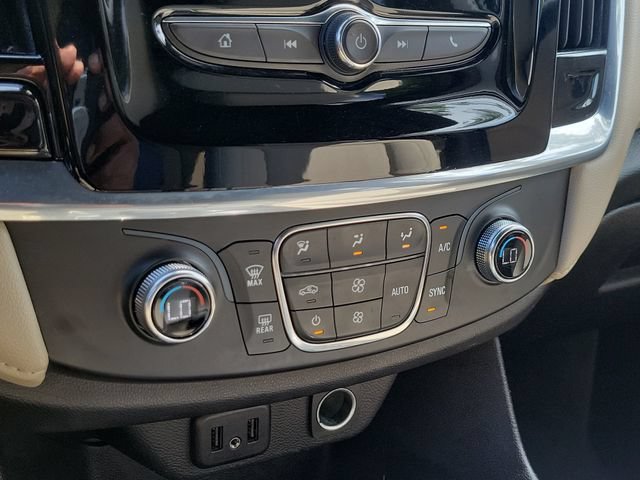 Certified 2023 Chevrolet Traverse LS FWD image 24