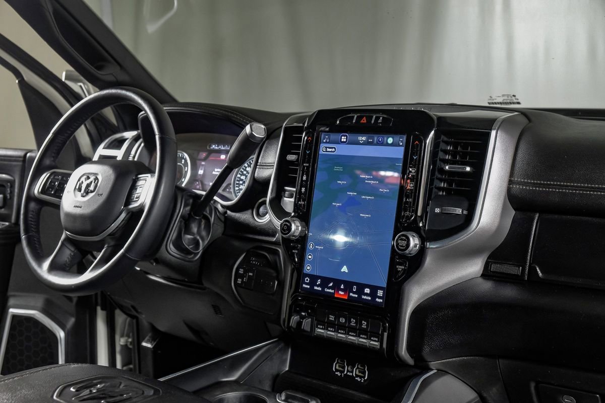 Used 2022 RAM 3500 Laramie AWD/4WD image 22