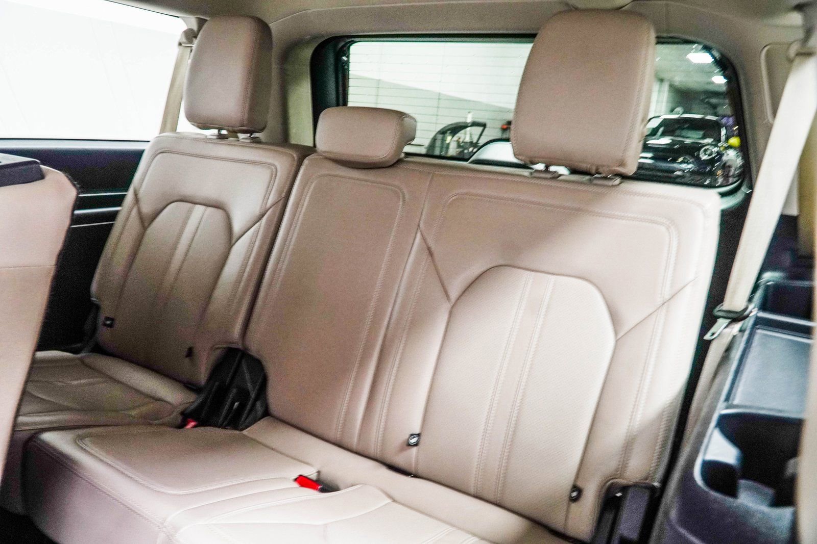 Used 2024 Ford Expedition Max Limited RWD image 39