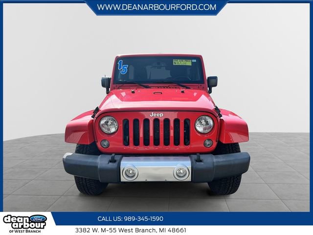 Used 2015 Jeep Wrangler Unlimited Sahara w/ Dual Top Group AWD/4WD video 2