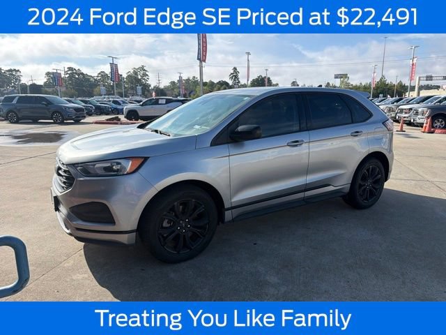 Used 2024 Ford Edge SE w/ Black Appearance Package