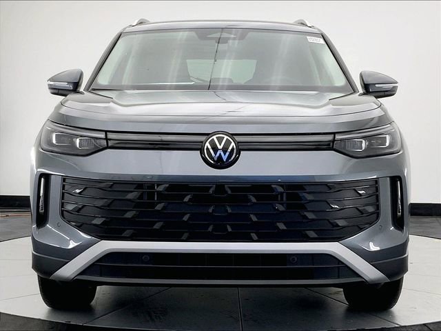 New 2026 Volkswagen Tiguan S image 3