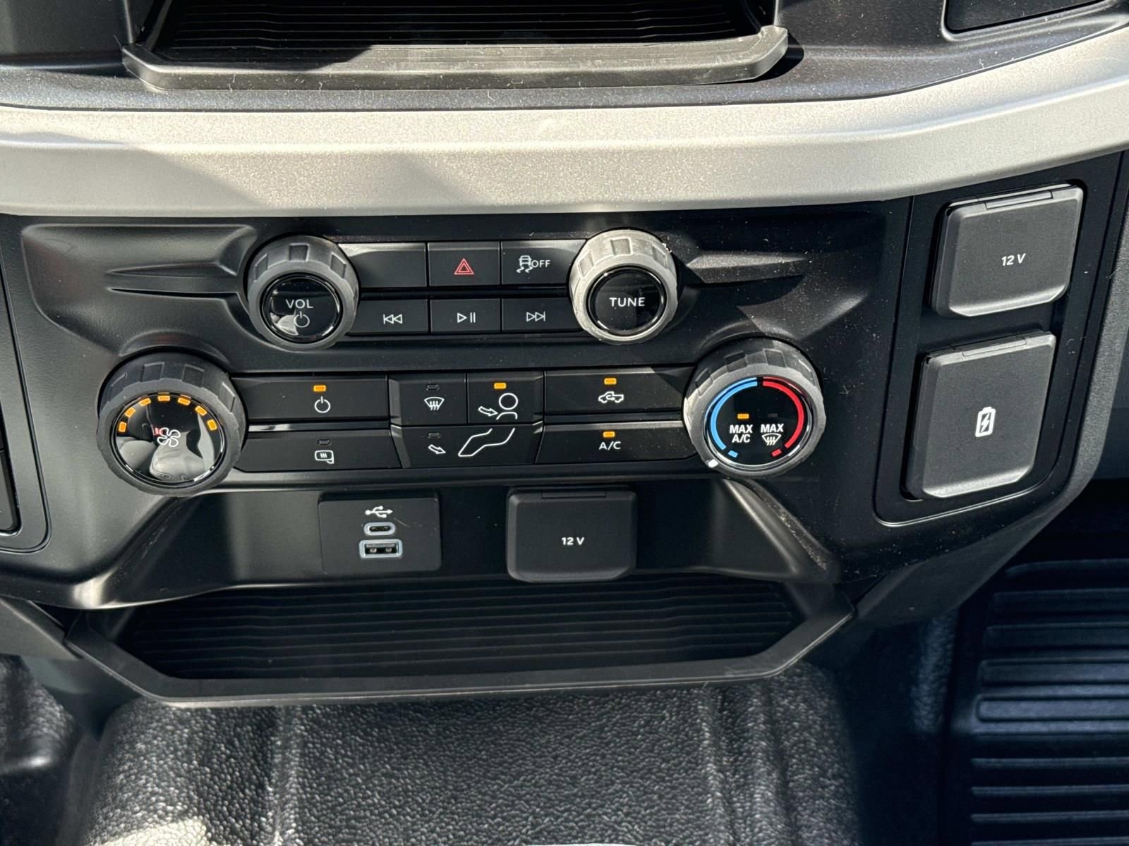 New 2026 Ford F250 4x4 Crew Cab Super Duty image 16