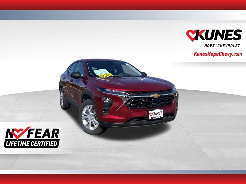 Used 2025 Chevrolet Trax LS