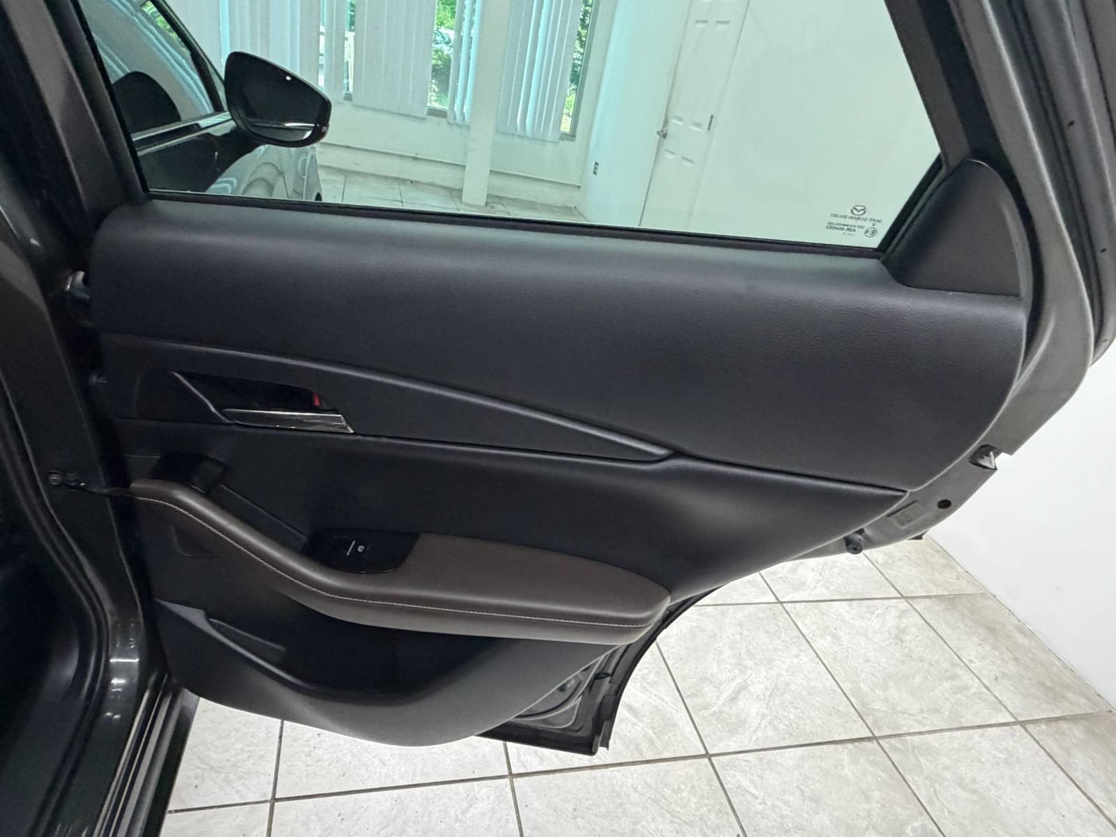 Used 2021 MAZDA CX-30 AWD 2.5 S w/ Premium Package image 18