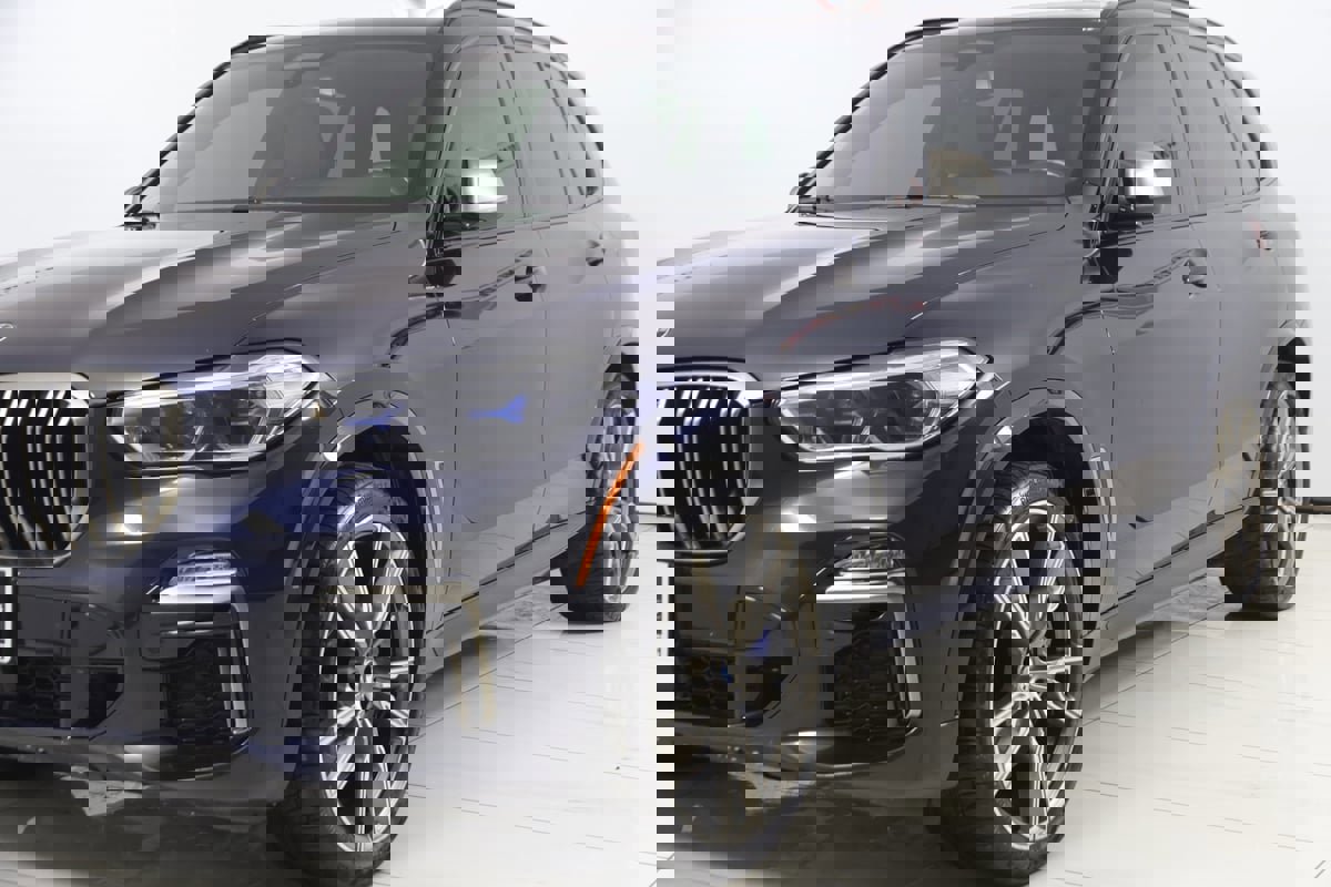 Used 2021 BMW X5 M50i image 62