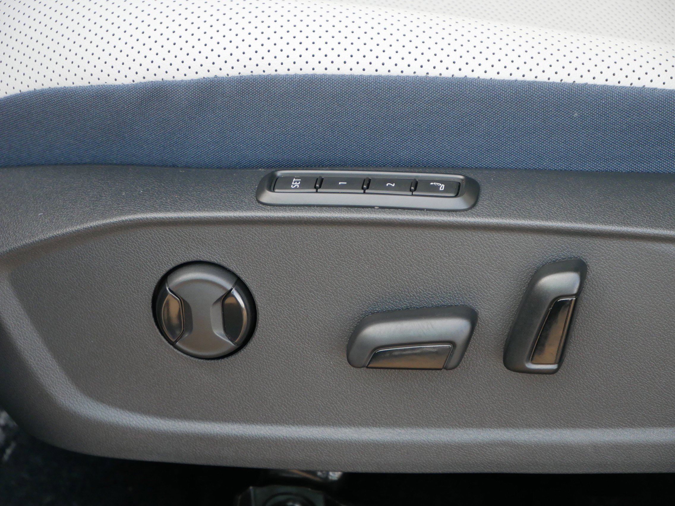 New 2026 Volkswagen ID.4 Pro S image 5