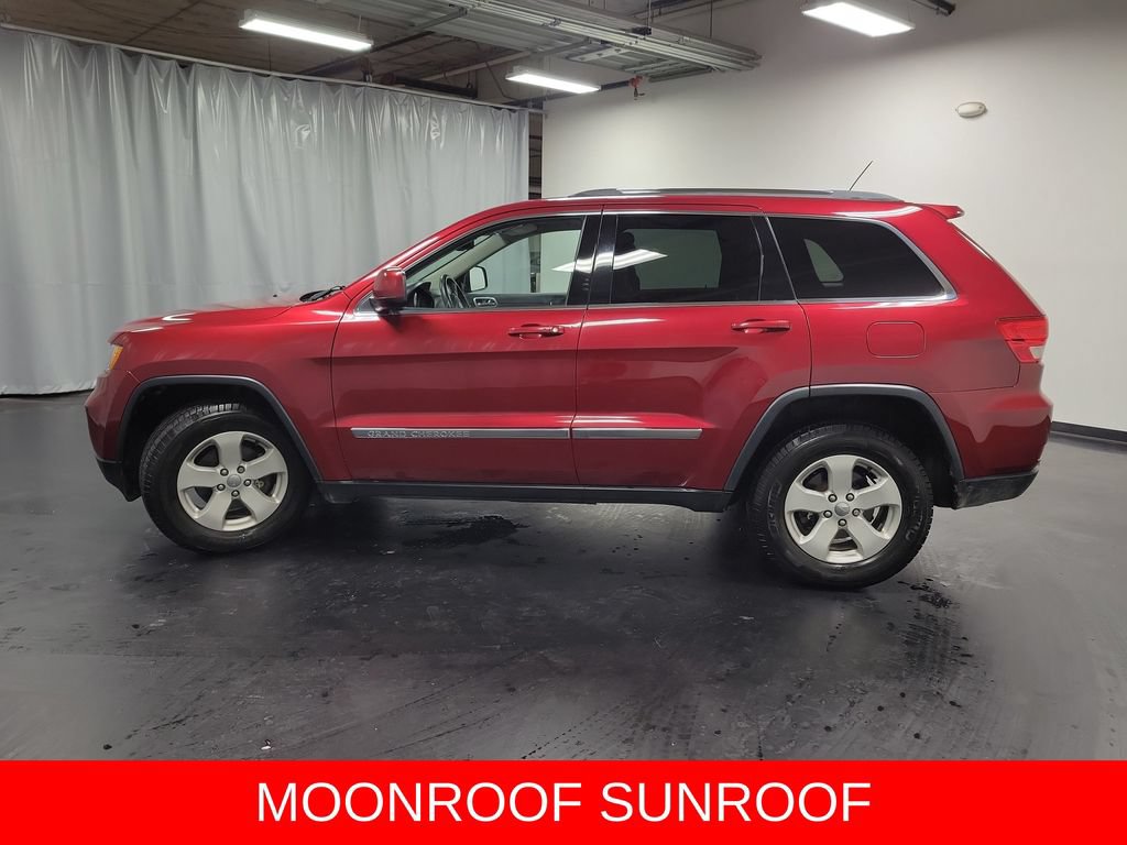 Used 2012 Jeep Grand Cherokee Laredo AWD/4WD image 6
