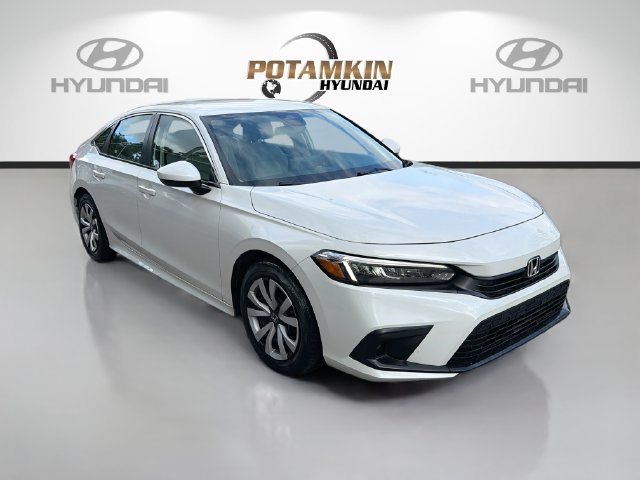 Used 2024 Honda Civic LX image 3