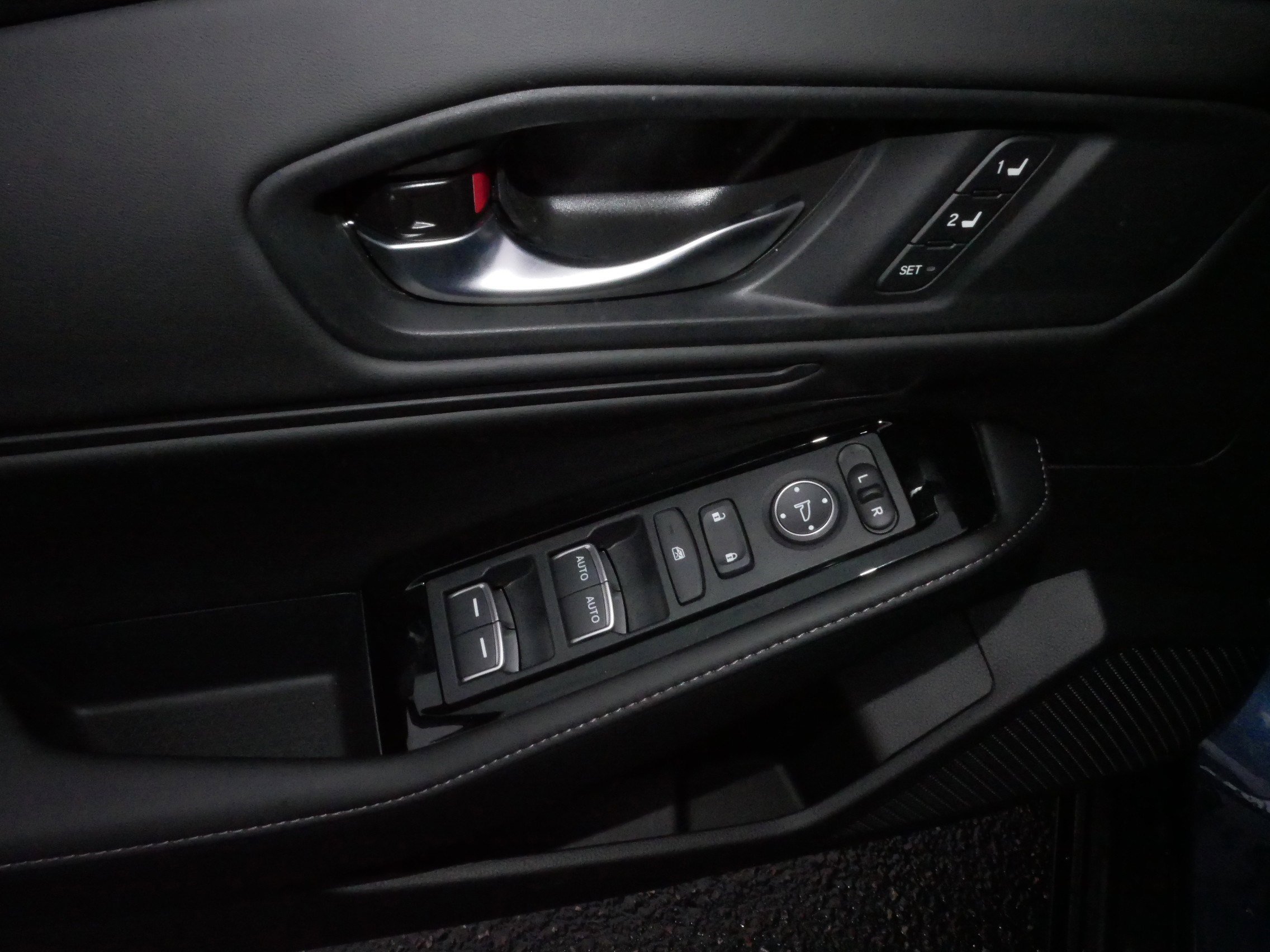 Certified 2025 Honda Accord Touring image 19