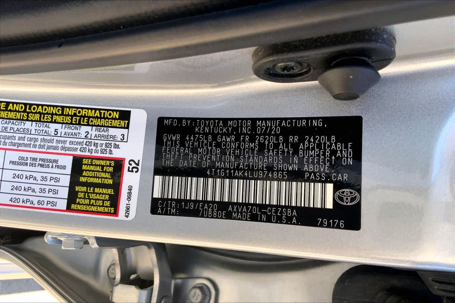 Used 2020 Toyota Camry SE FWD image 32