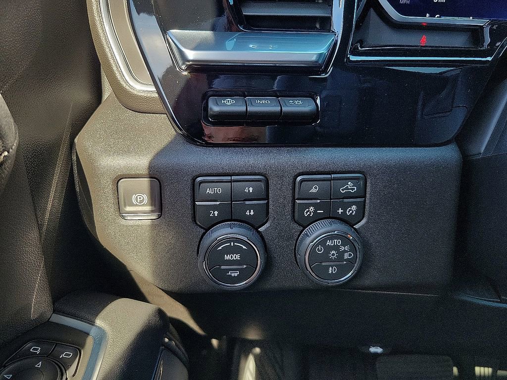 New 2026 Chevrolet Silverado 1500 High Country w/ Midnight Edition image 14