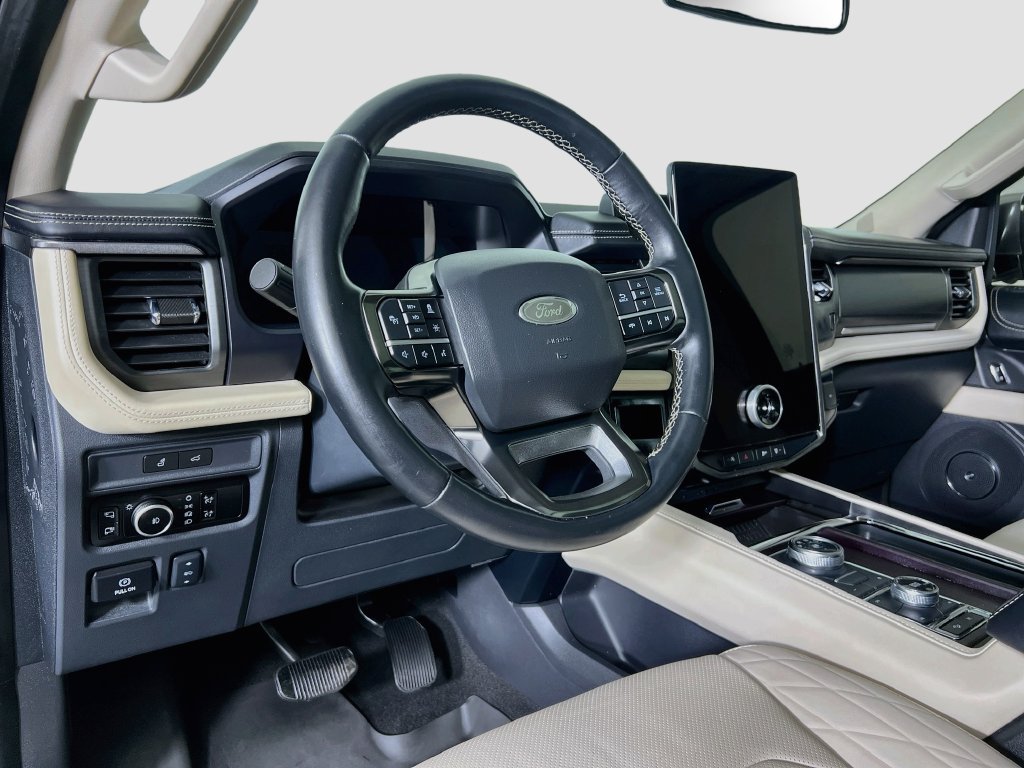 Certified 2024 Ford Expedition Platinum AWD/4WD image 9