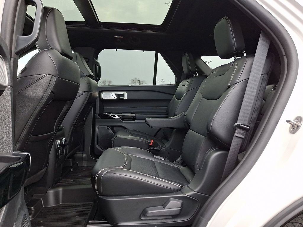 Used 2023 Ford Explorer ST w/ Equipment Group 401A image 10