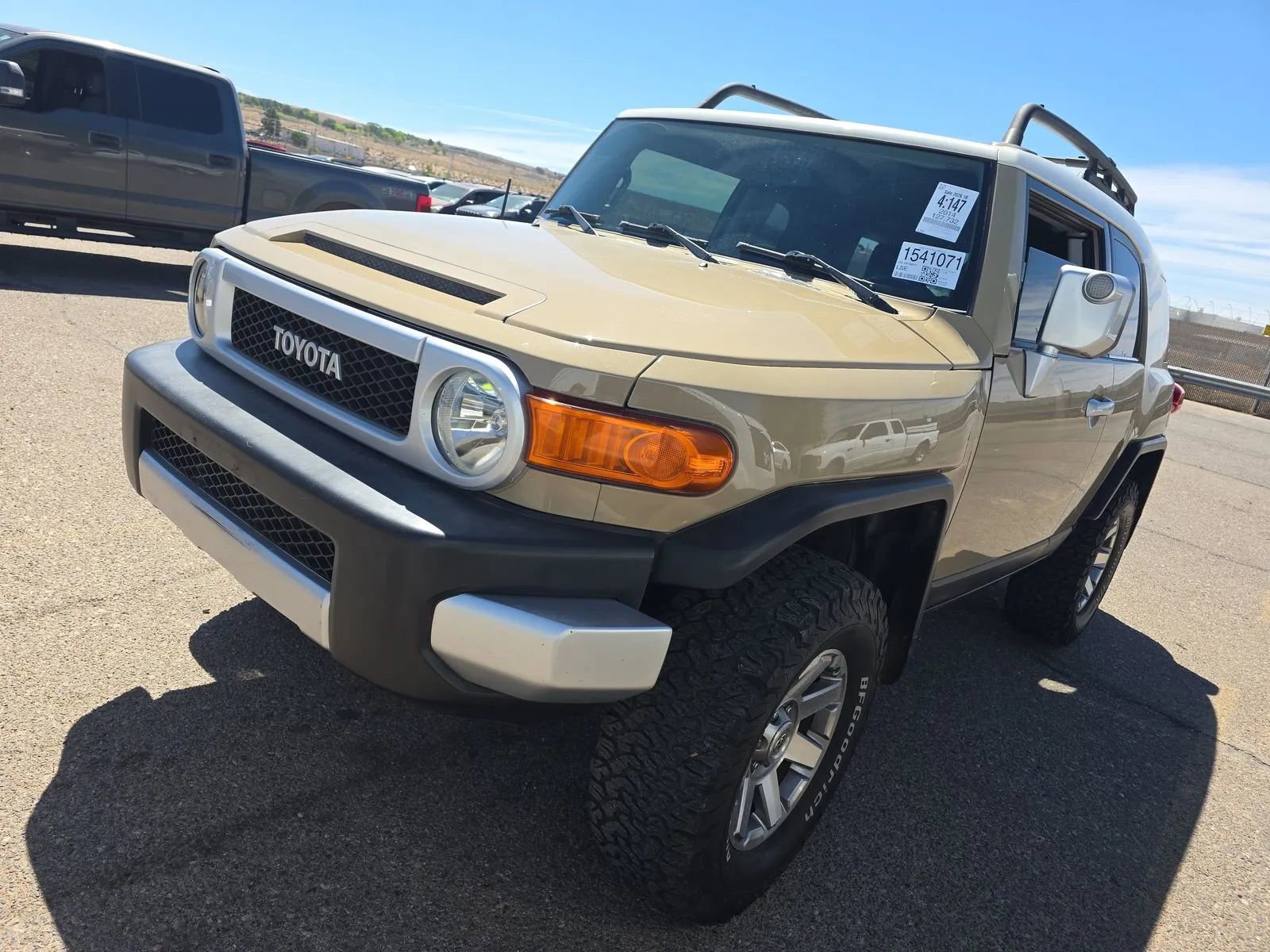 Used 2014 Toyota FJ Cruiser 4WD w/ Convenience Package image 4