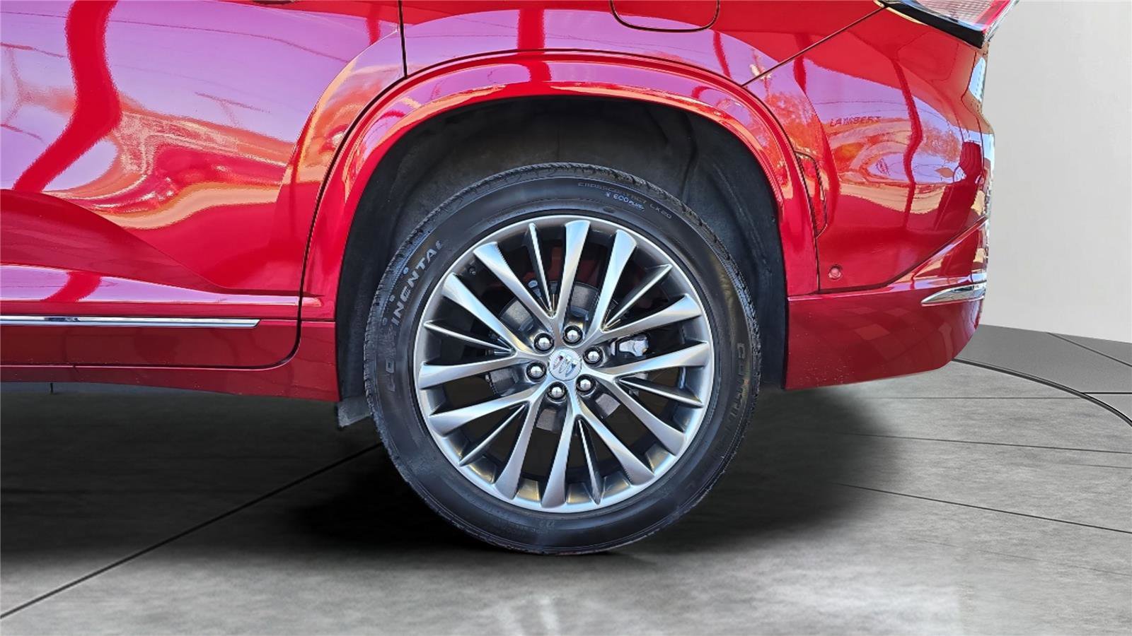 Used 2025 Buick Enclave Avenir w/ Super Cruise Package image 31