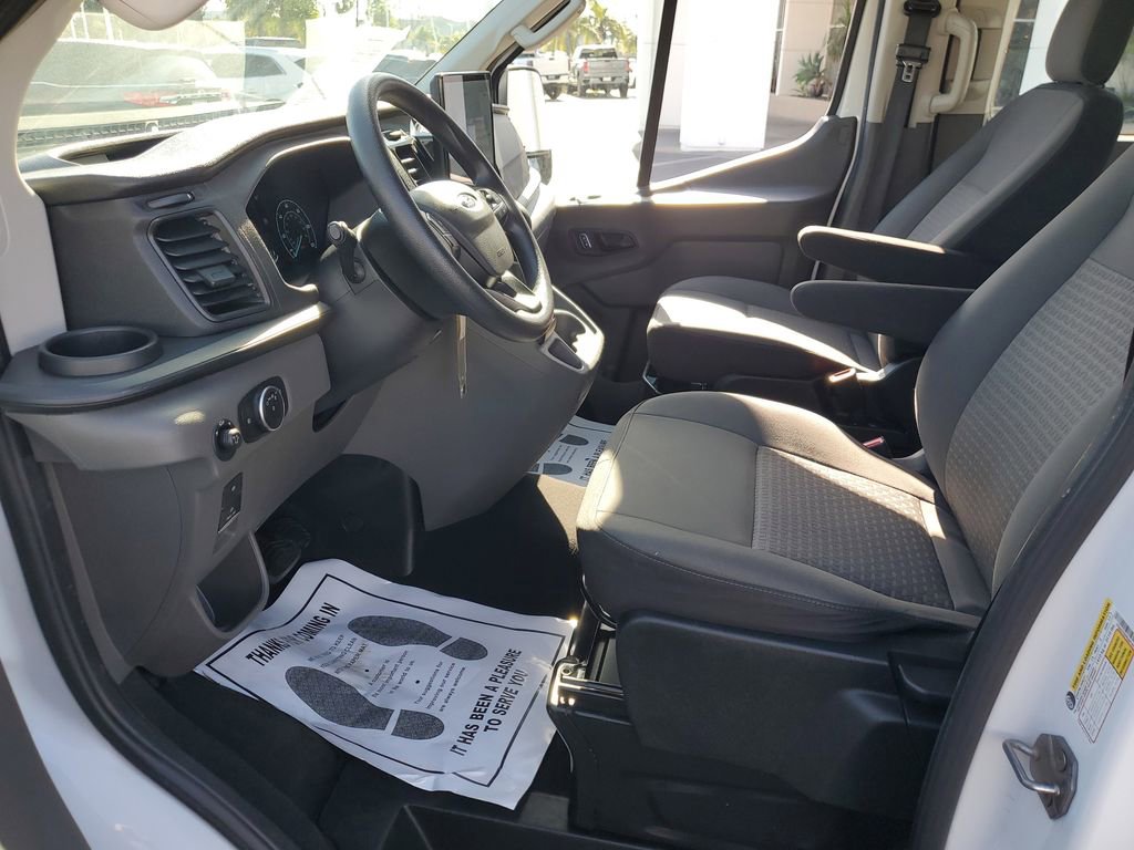 Used 2023 Ford Transit 350 XLT image 17