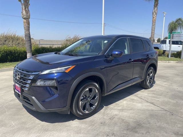 Used 2025 Nissan Rogue SV FWD image 4