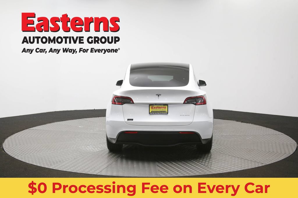 Used 2021 Tesla Model Y Long Range AWD/4WD image 32