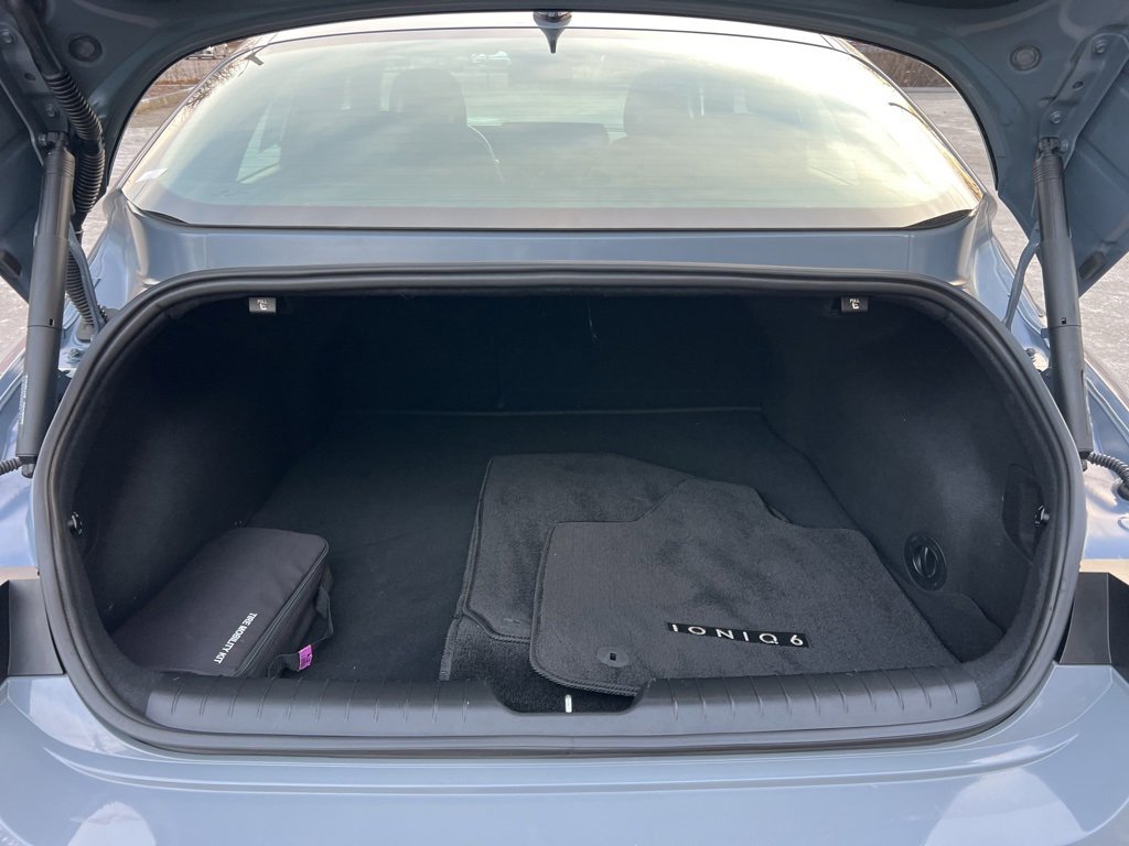 Used 2023 Hyundai Ioniq 6 SEL image 24