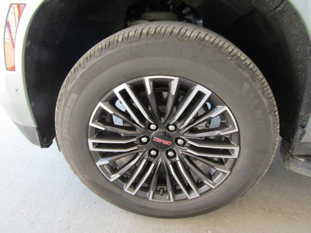 Used 2025 GMC Yukon XL Elevation AWD/4WD image 35