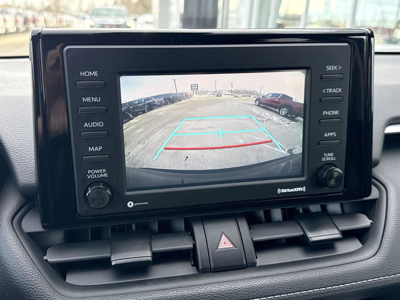 Used 2021 Toyota RAV4 LE image 19