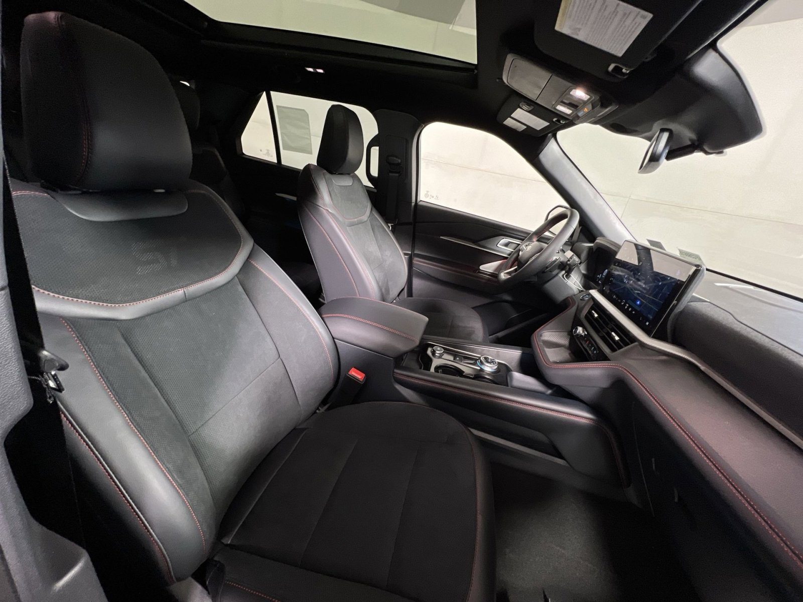 New 2026 Ford Explorer ST w/ Sun And Sound Package AWD/4WD image 28