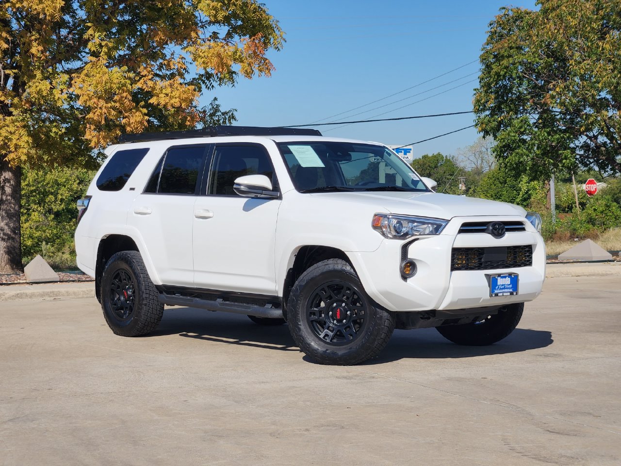 Used 2024 Toyota 4Runner SR5 Premium w/ Moonroof Package AWD/4WD image 1