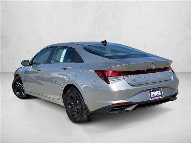 Used 2022 Hyundai Elantra SEL FWD image 10