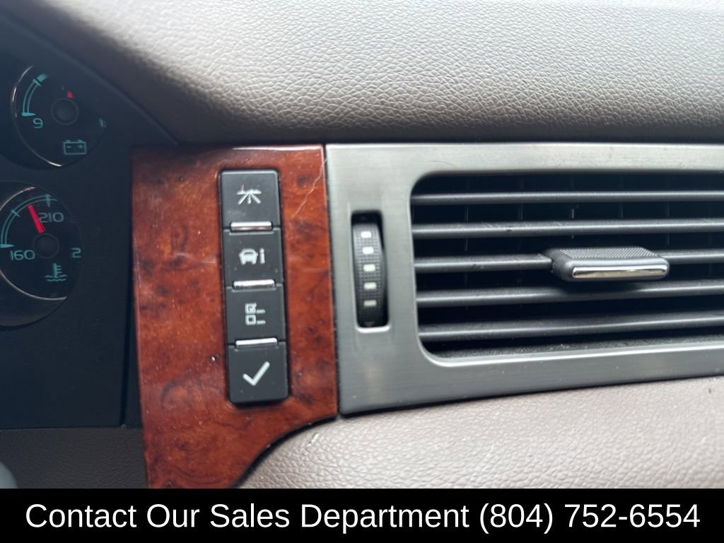 Used 2011 Chevrolet Tahoe LTZ image 24