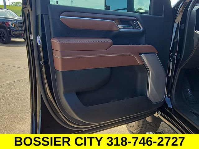 Certified 2025 GMC Sierra 2500 Denali Ultimate w/ Max Trailering Package AWD/4WD image 23