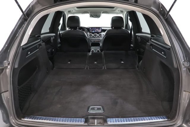 Used 2020 Mercedes-Benz GLC 300 4MATIC image 36