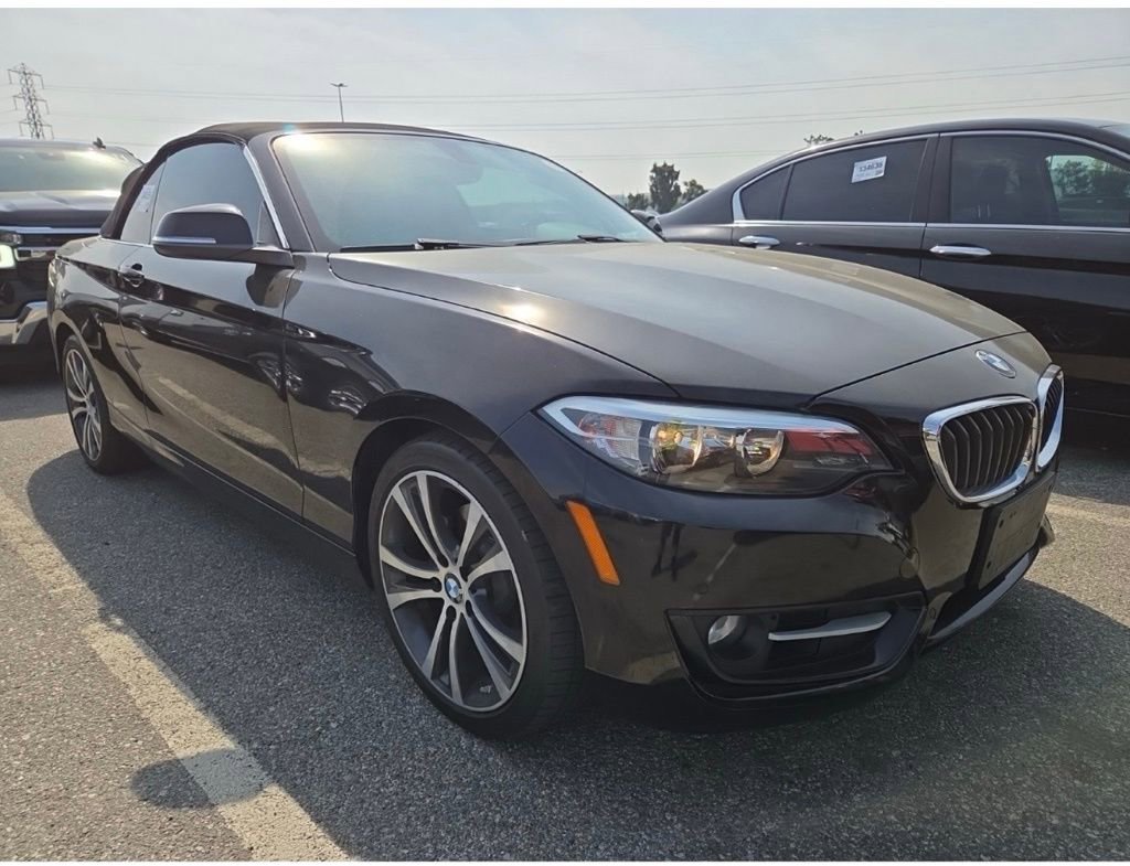 Used 2016 BMW 228i Convertible image 2