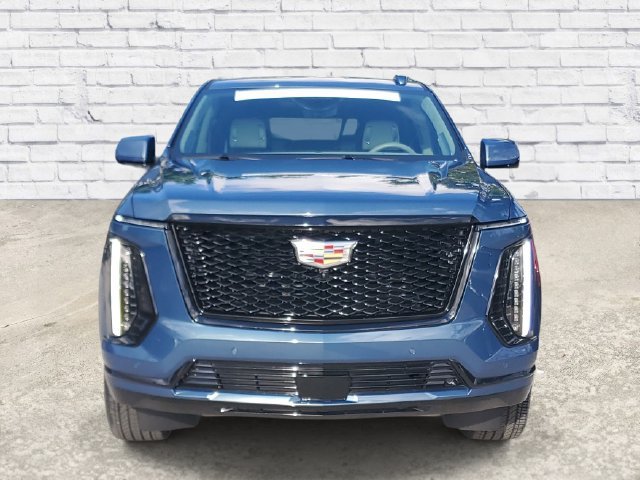 Used 2025 Cadillac Escalade ESV Sport Platinum RWD image 6