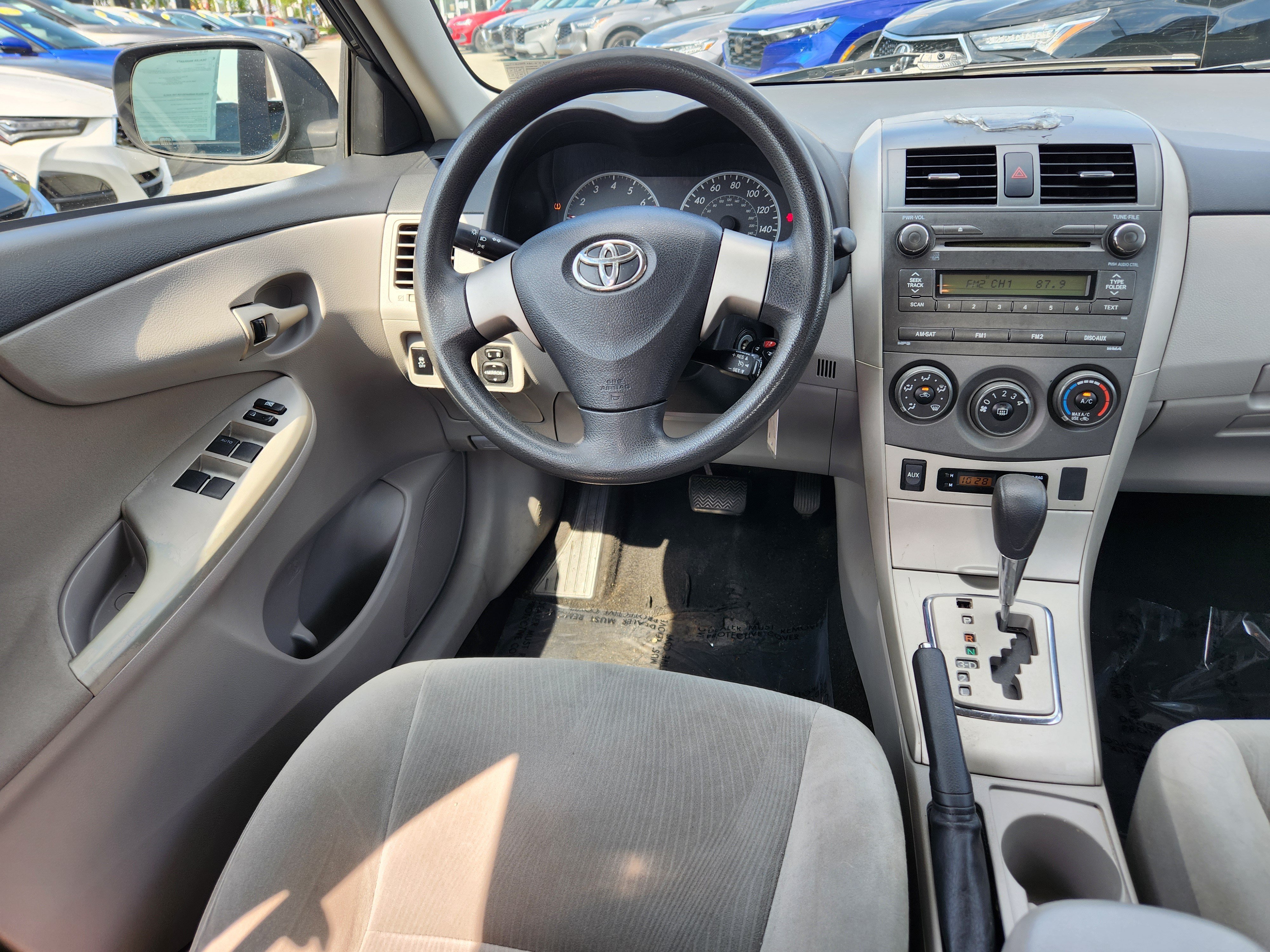 Used 2011 Toyota Corolla LE FWD image 13