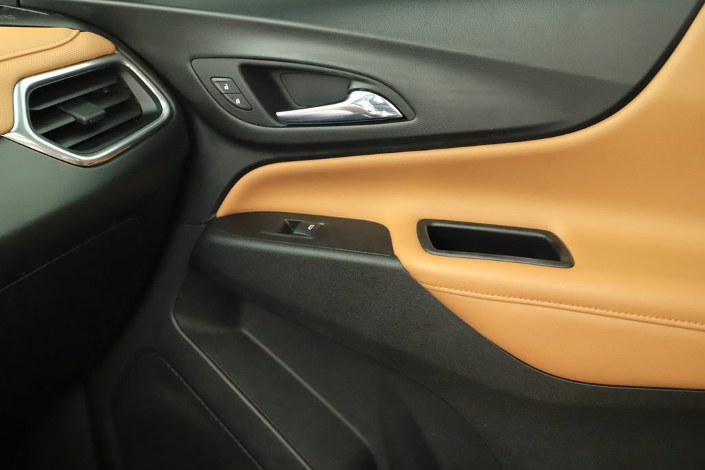 Used 2020 Chevrolet Equinox Premier FWD image 29