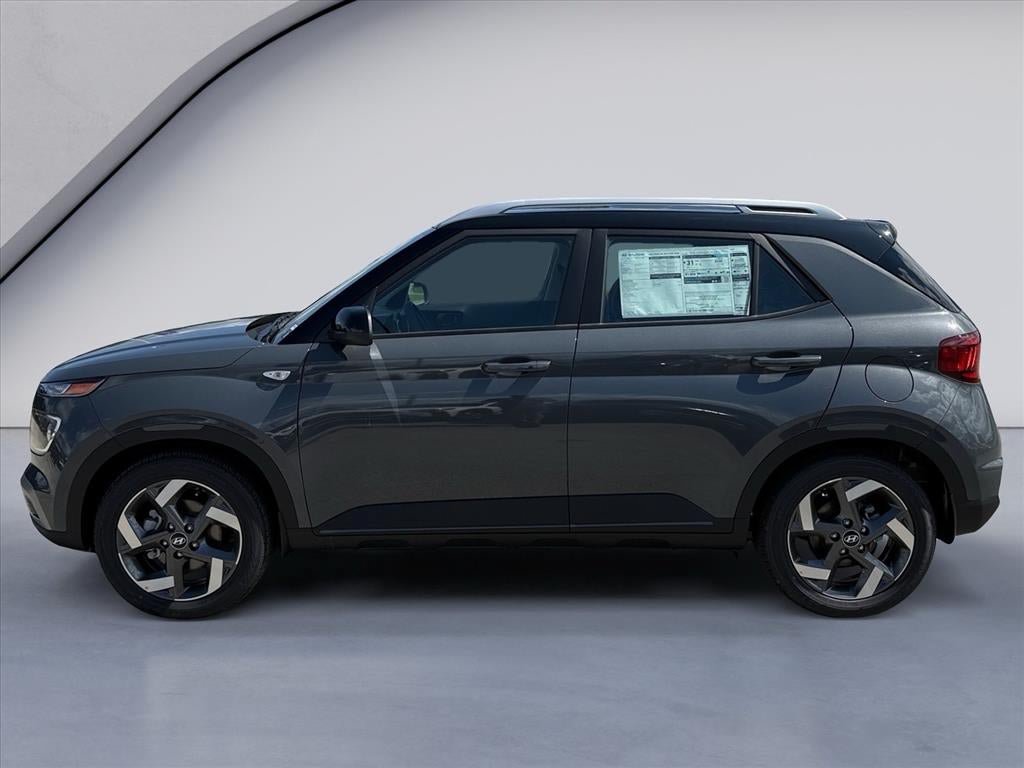 New 2026 Hyundai Venue SEL FWD image 2