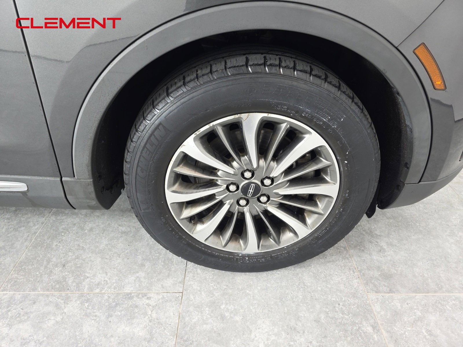 Used 2020 Lincoln Nautilus Reserve image 31