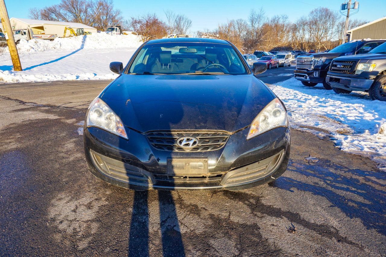 Used 2011 Hyundai Genesis 2.0T image 9