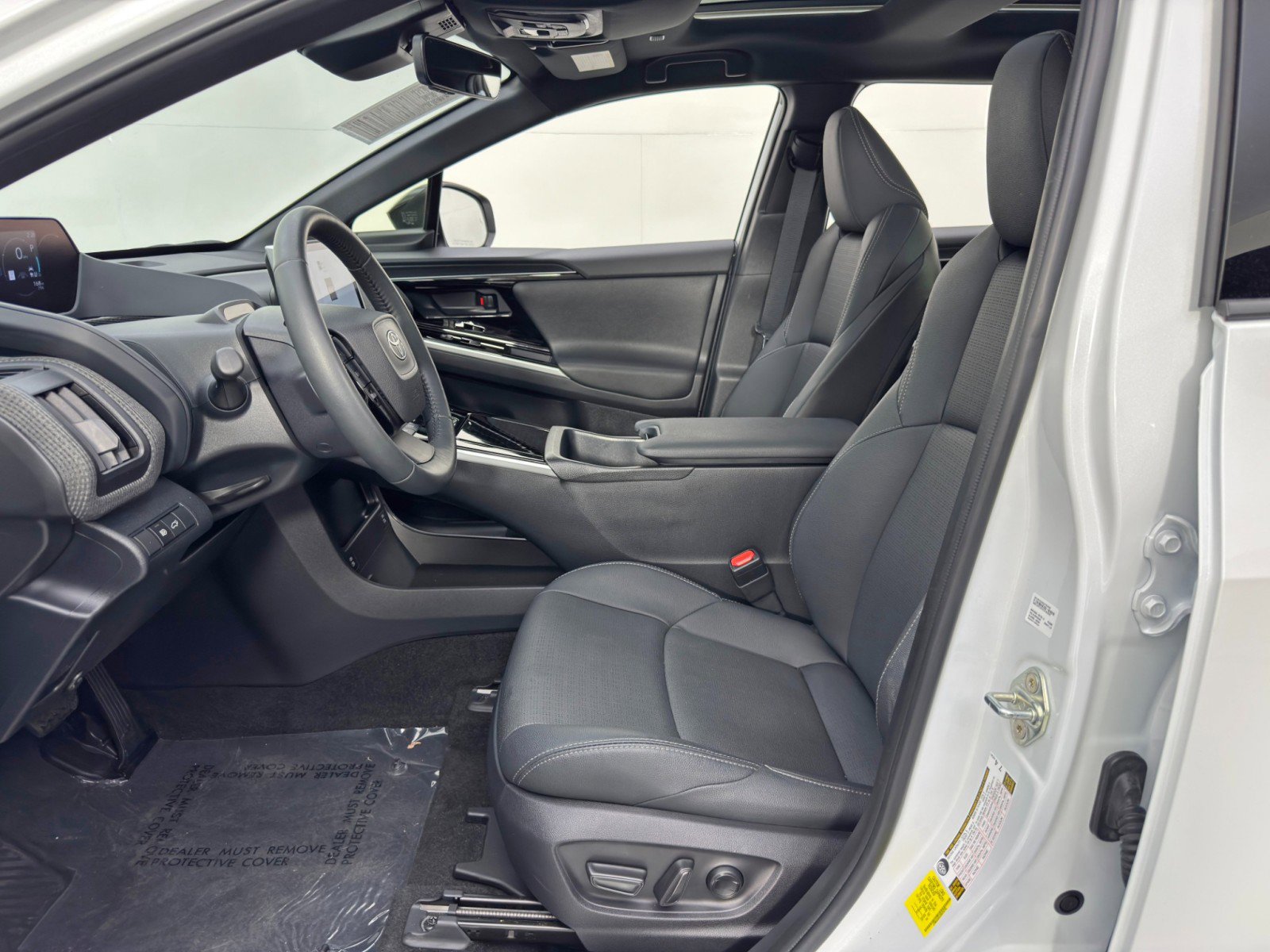 Used 2024 Toyota bZ4X Limited image 15