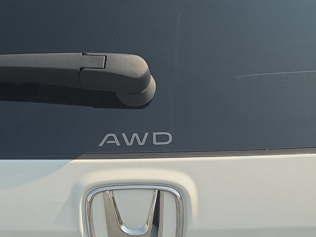 Used 2025 Honda CR-V EX-L image 8