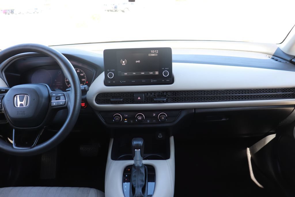 Used 2023 Honda HR-V LX image 15