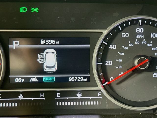 Used 2022 Kia Sorento LX FWD image 13