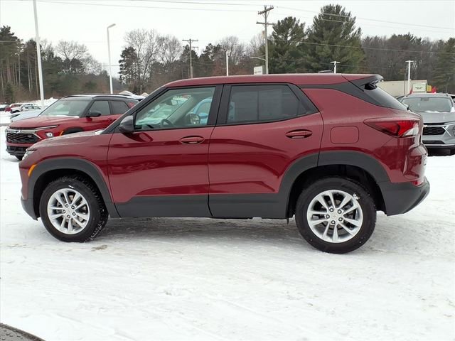 Used 2025 Chevrolet TrailBlazer LS w/ LS Convenience Package image 6