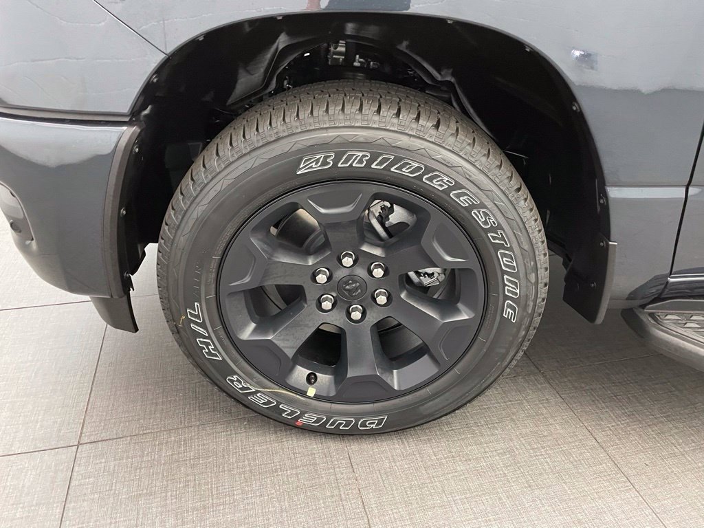 New 2026 RAM 1500 Express AWD/4WD image 9