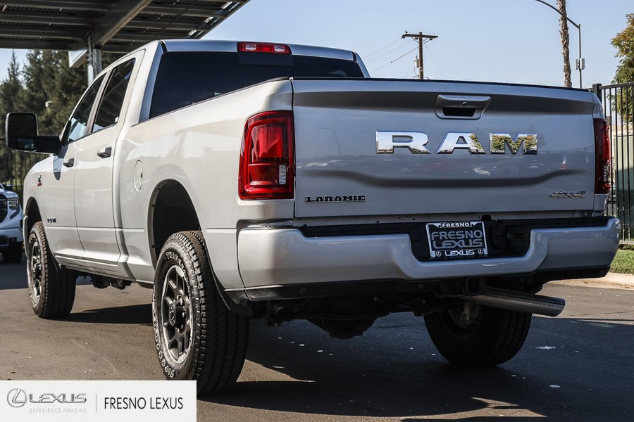 Used 2026 RAM 2500 Laramie AWD/4WD image 4