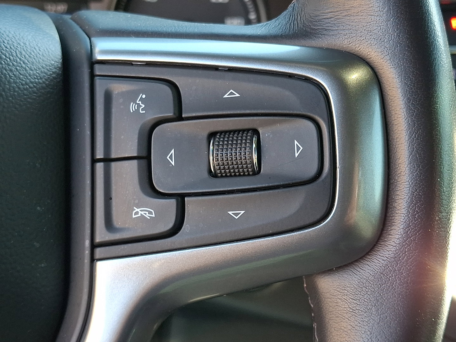 Certified 2022 Chevrolet Tahoe LS w/ Driver Alert Package image 24