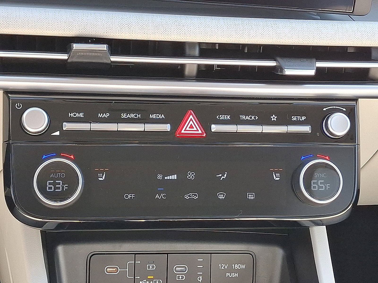 Used 2025 Hyundai Tucson SEL image 12