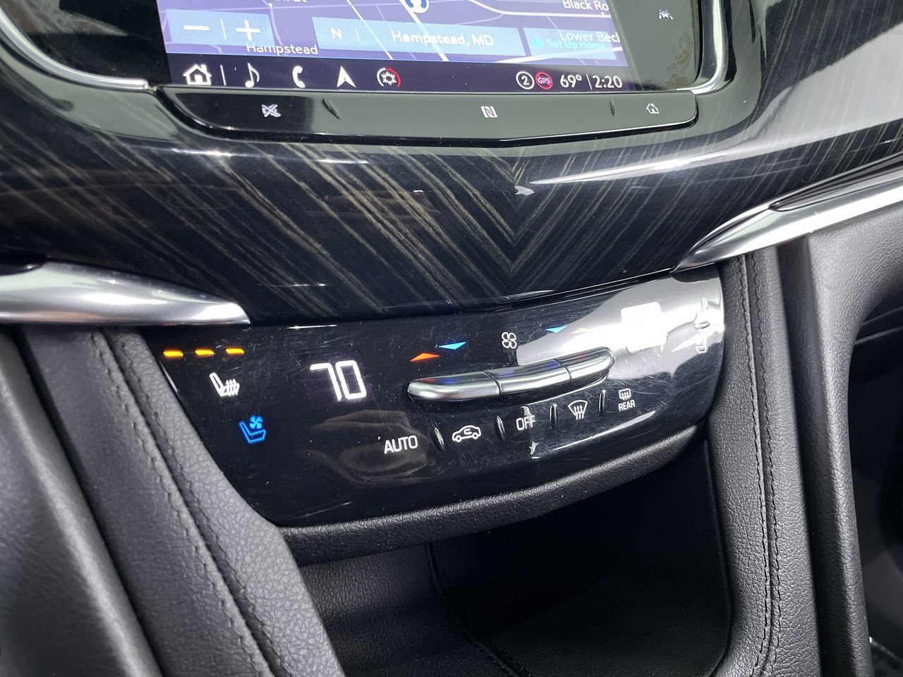 Used 2021 Cadillac XT6 Premium Luxury AWD/4WD image 18